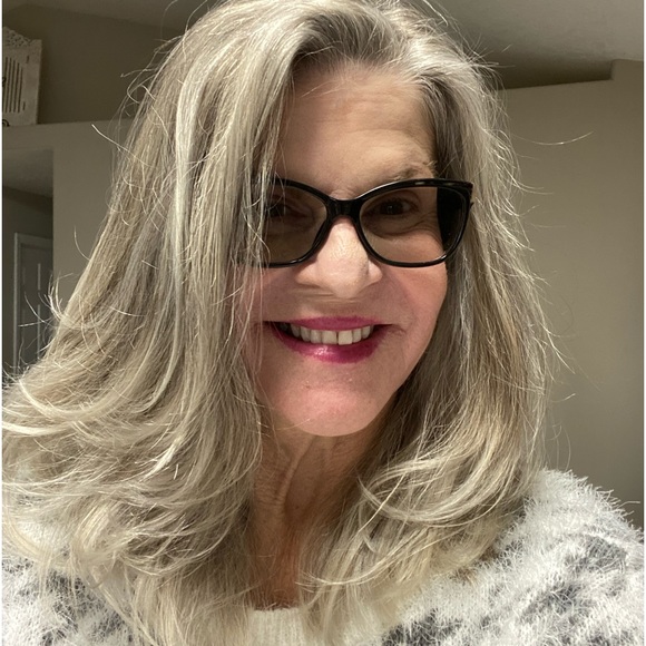 Meet your Posher, Nancy - Picture 1 of 1